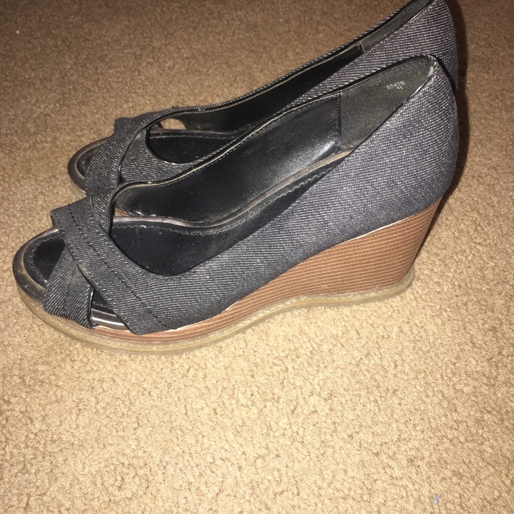 American Eagle wedges